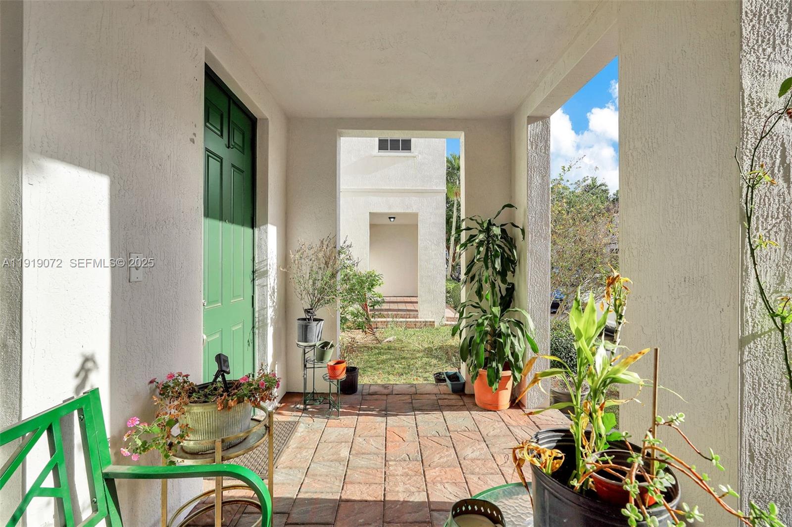 KENDALL COMMONS RESIDENTI - Residential