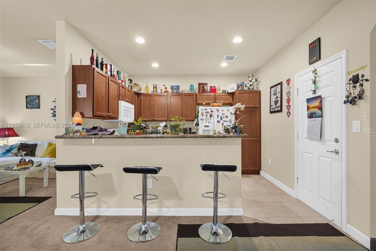 KENDALL COMMONS RESIDENTI - Residential