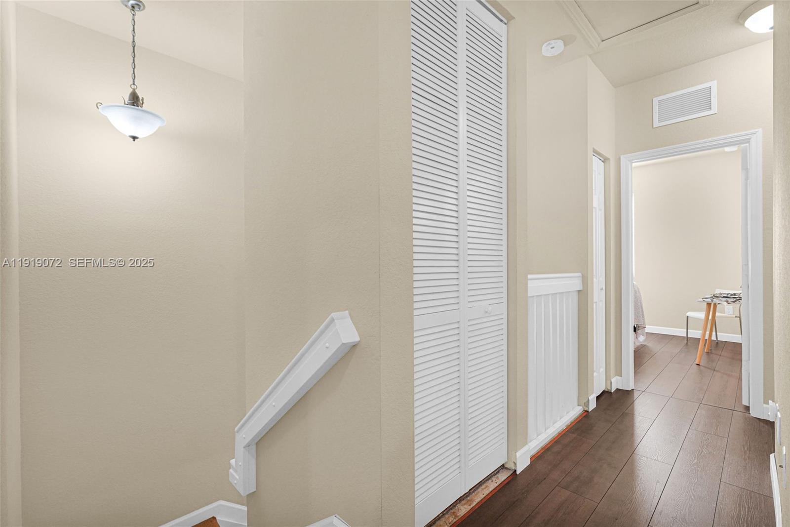 KENDALL COMMONS RESIDENTI - Residential