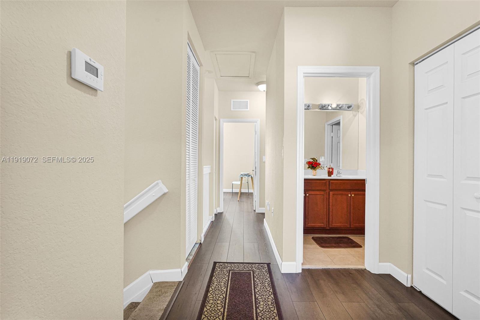 KENDALL COMMONS RESIDENTI - Residential