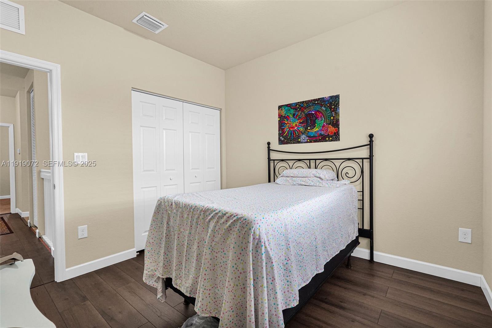 KENDALL COMMONS RESIDENTI - Residential