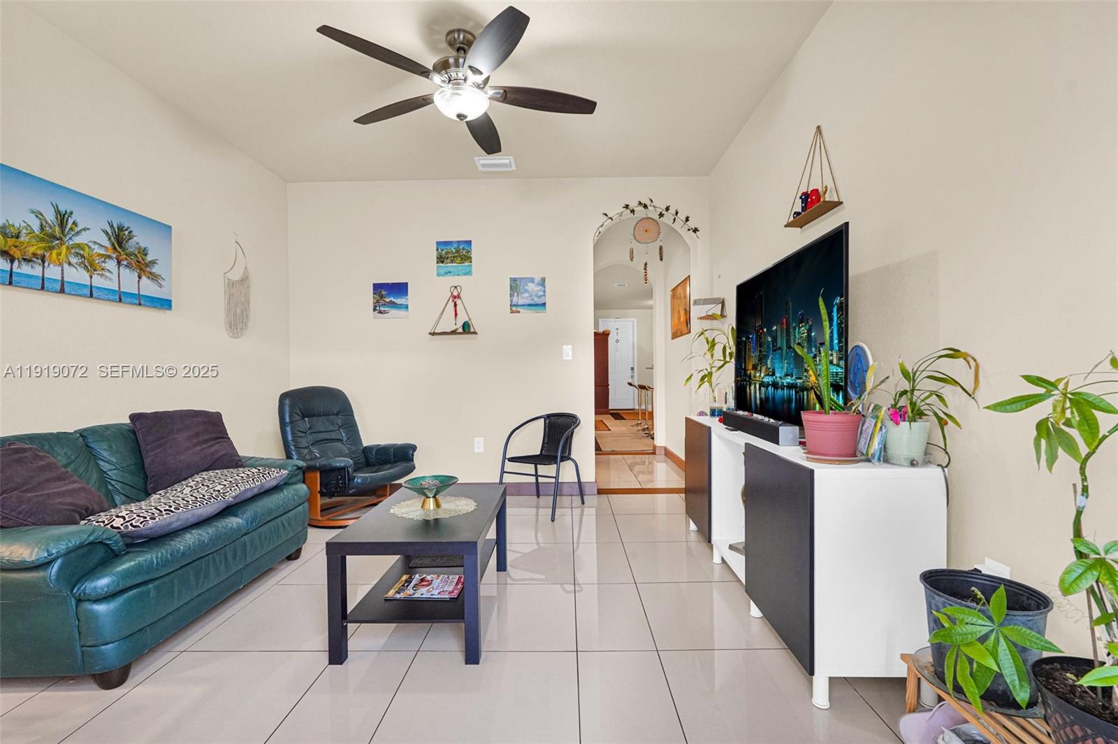 KENDALL COMMONS RESIDENTI - Residential