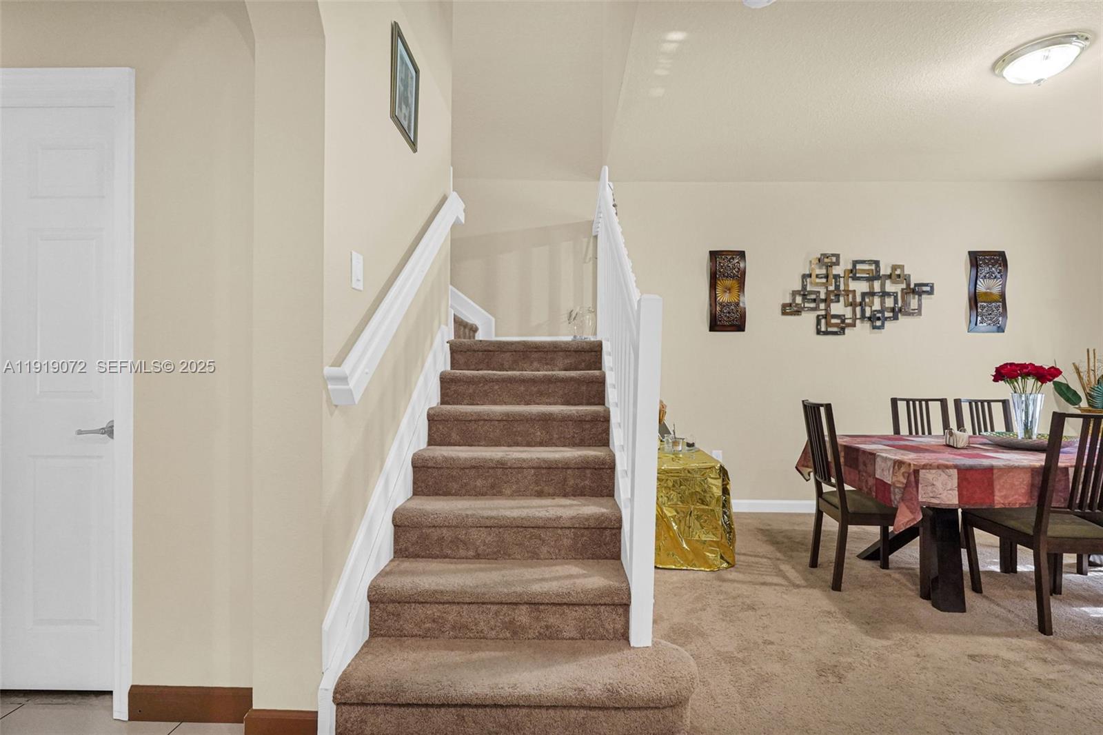 KENDALL COMMONS RESIDENTI - Residential