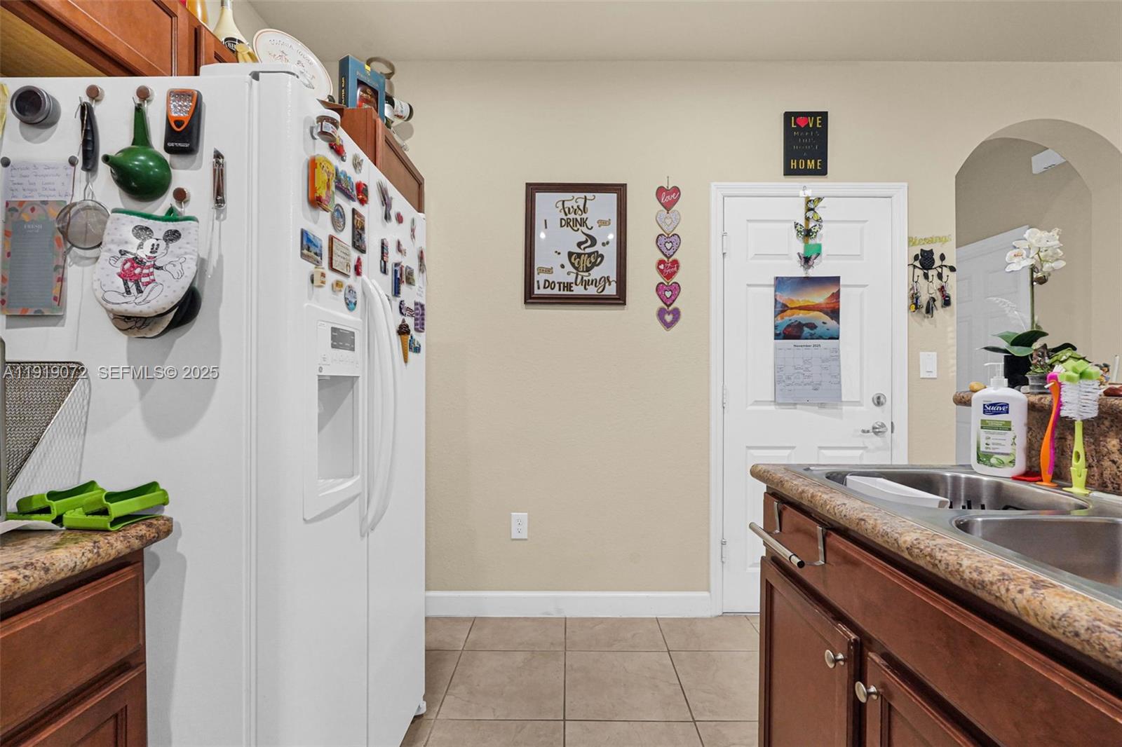 KENDALL COMMONS RESIDENTI - Residential