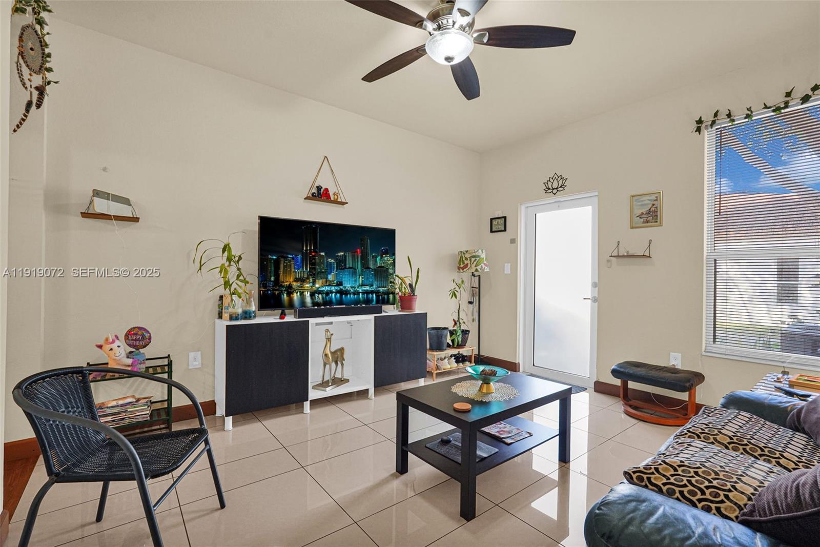 KENDALL COMMONS RESIDENTI - Residential