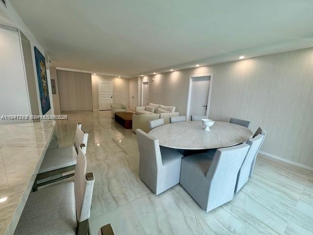 BALMORAL CONDO - Residential