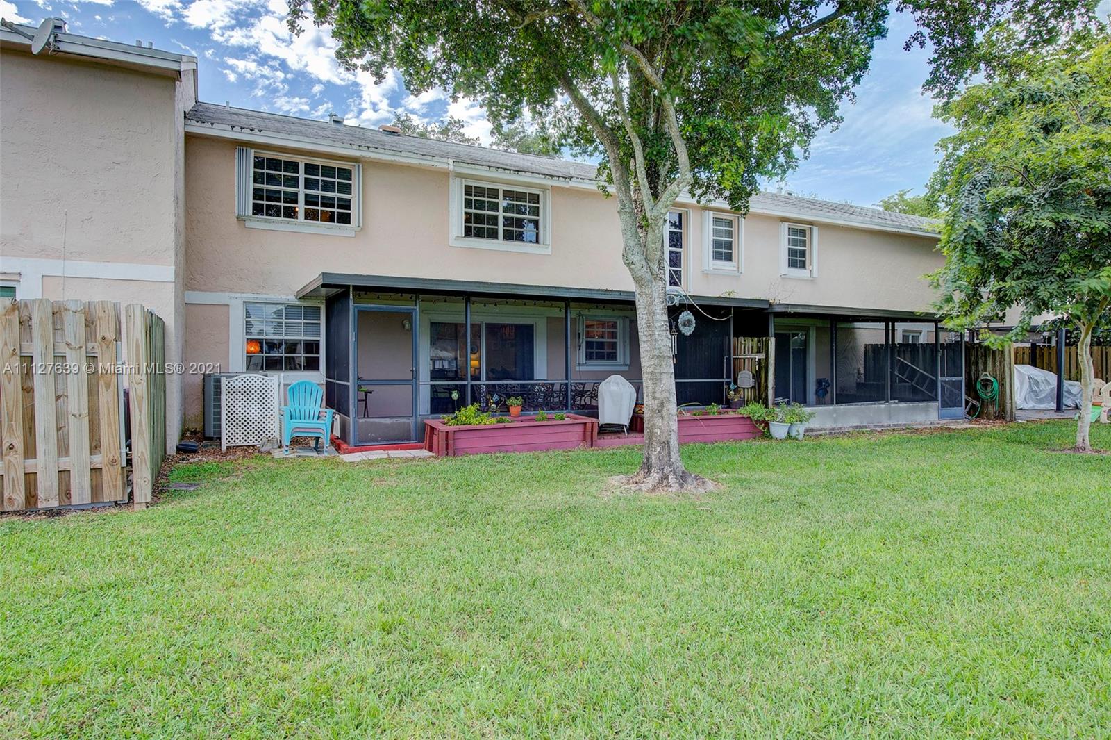 FLAMINGO GARDENS PH 5 - Residential