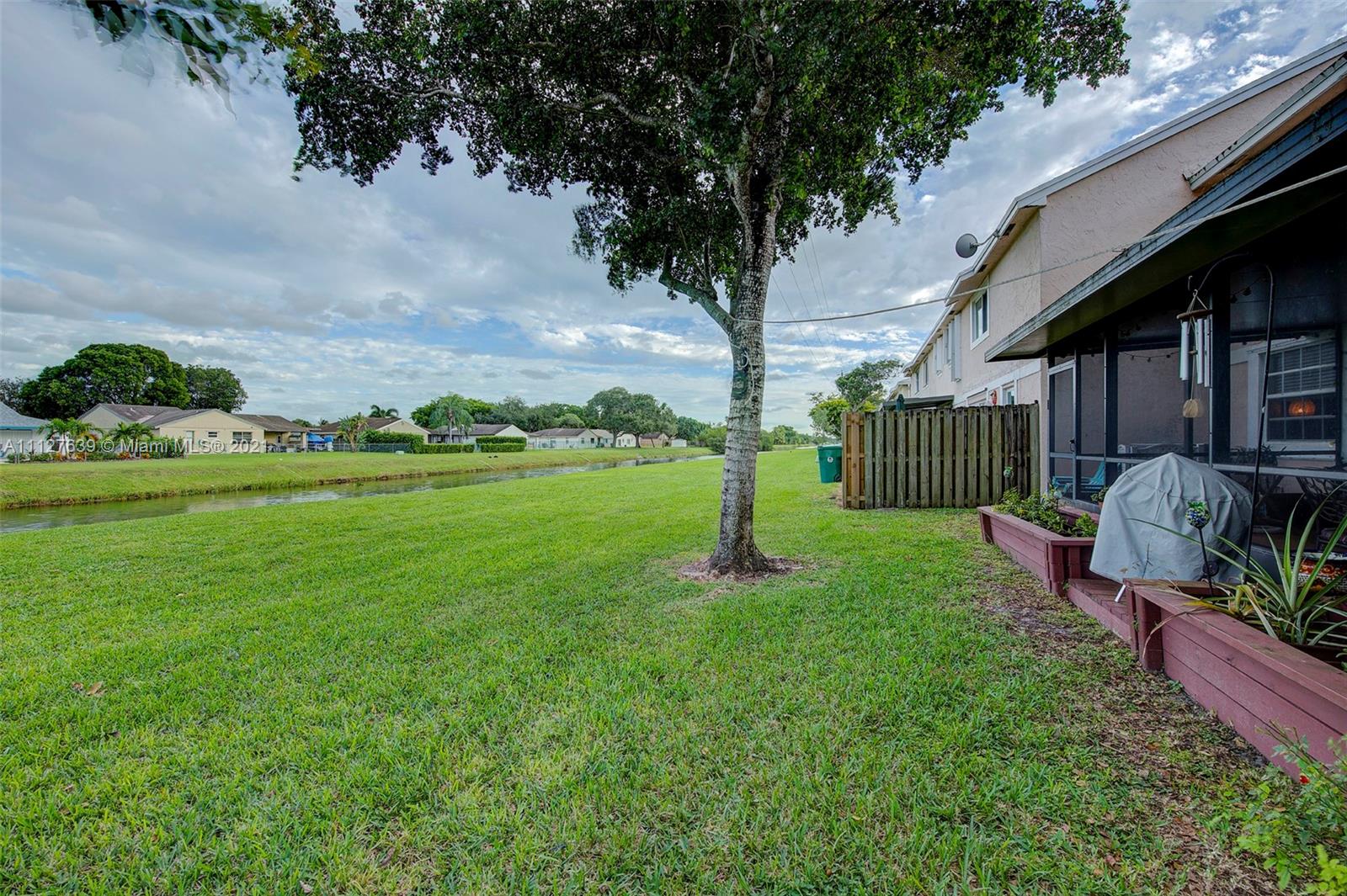 FLAMINGO GARDENS PH 5 - Residential