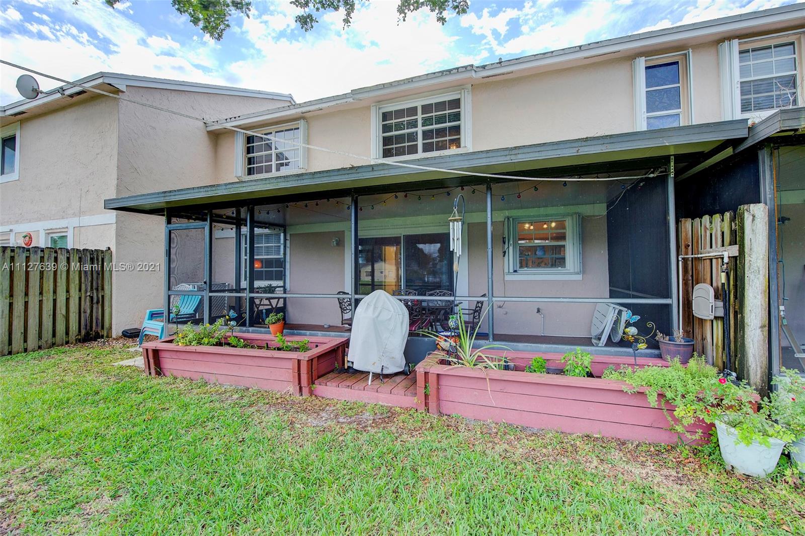 FLAMINGO GARDENS PH 5 - Residential