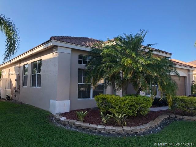 SILVER LAKES AT PEMBROKE - Residential