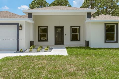 Single Family Residence in Palm Bay FL 1548 Rainsville St.jpg
