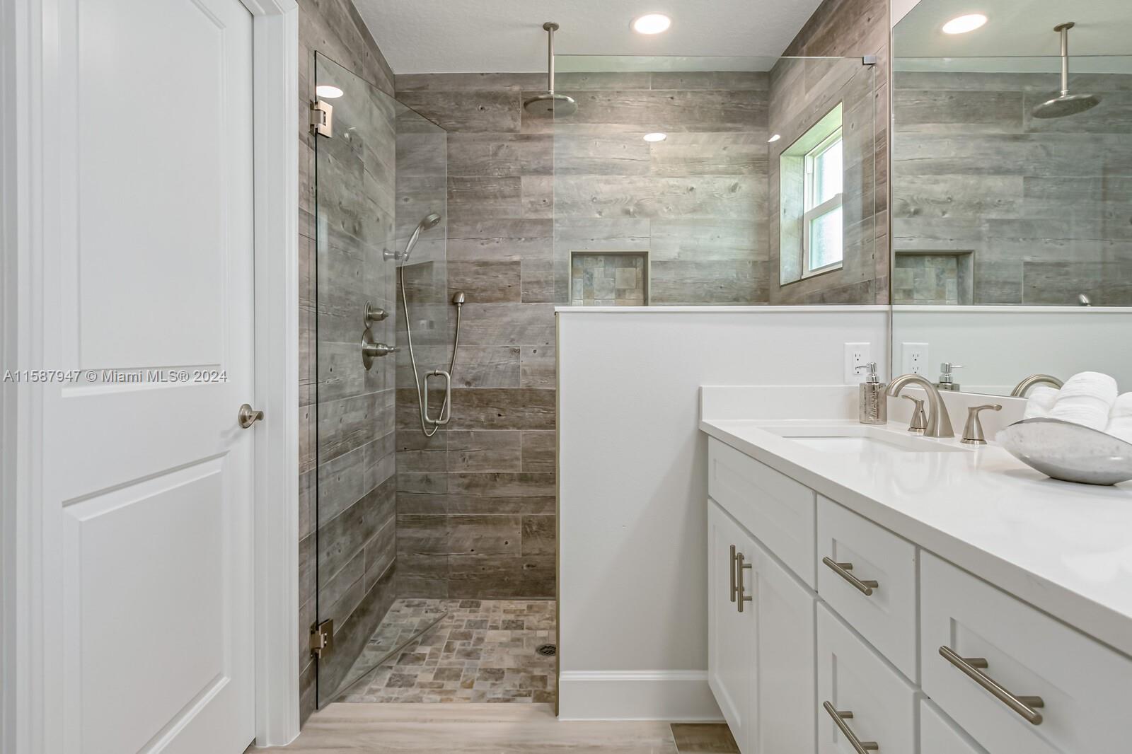 PORT MALABAR UNIT 16 - Residential