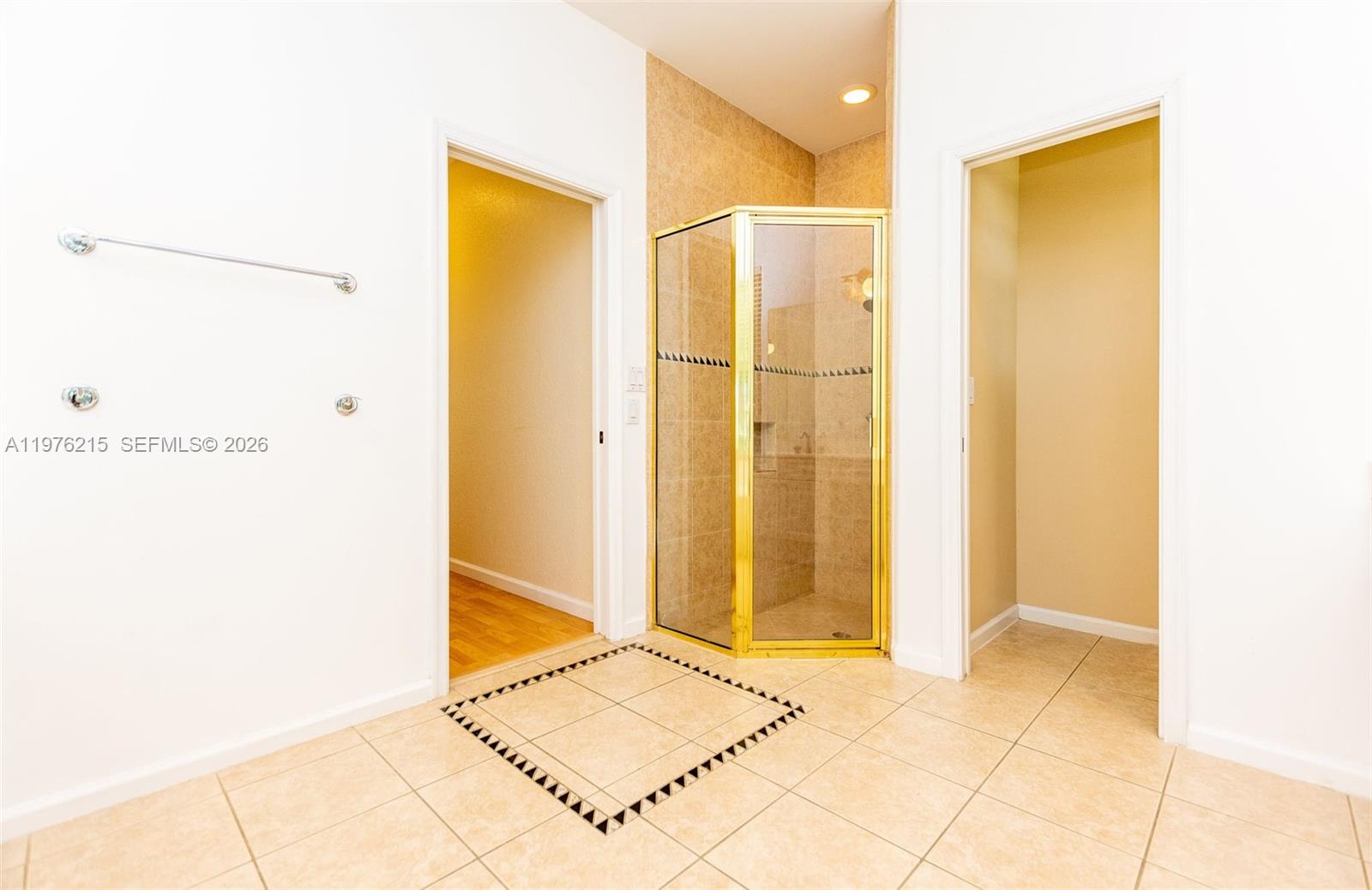 SECTOR 8 9 AND 10 - Residential Lease