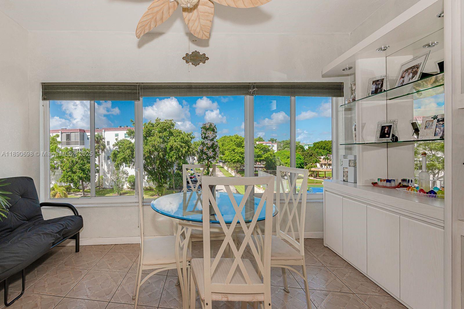 TOPAZ SOUTH CONDO - Residential