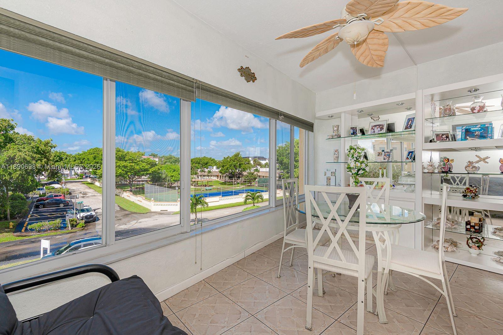 TOPAZ SOUTH CONDO - Residential