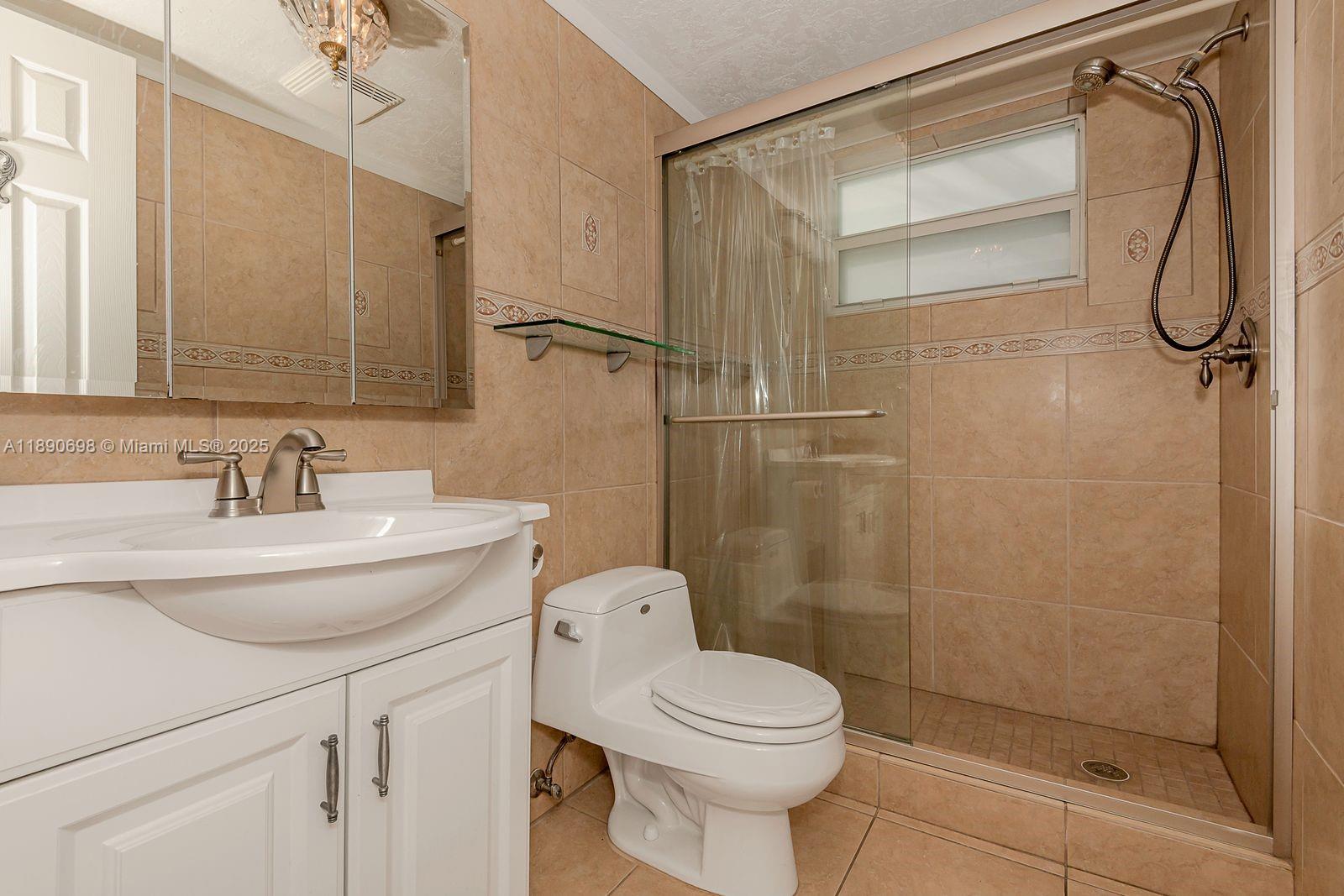 TOPAZ SOUTH CONDO - Residential