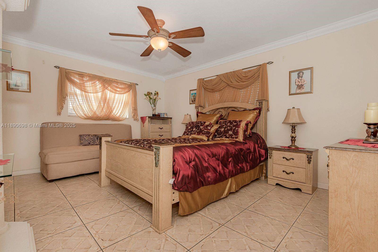 TOPAZ SOUTH CONDO - Residential