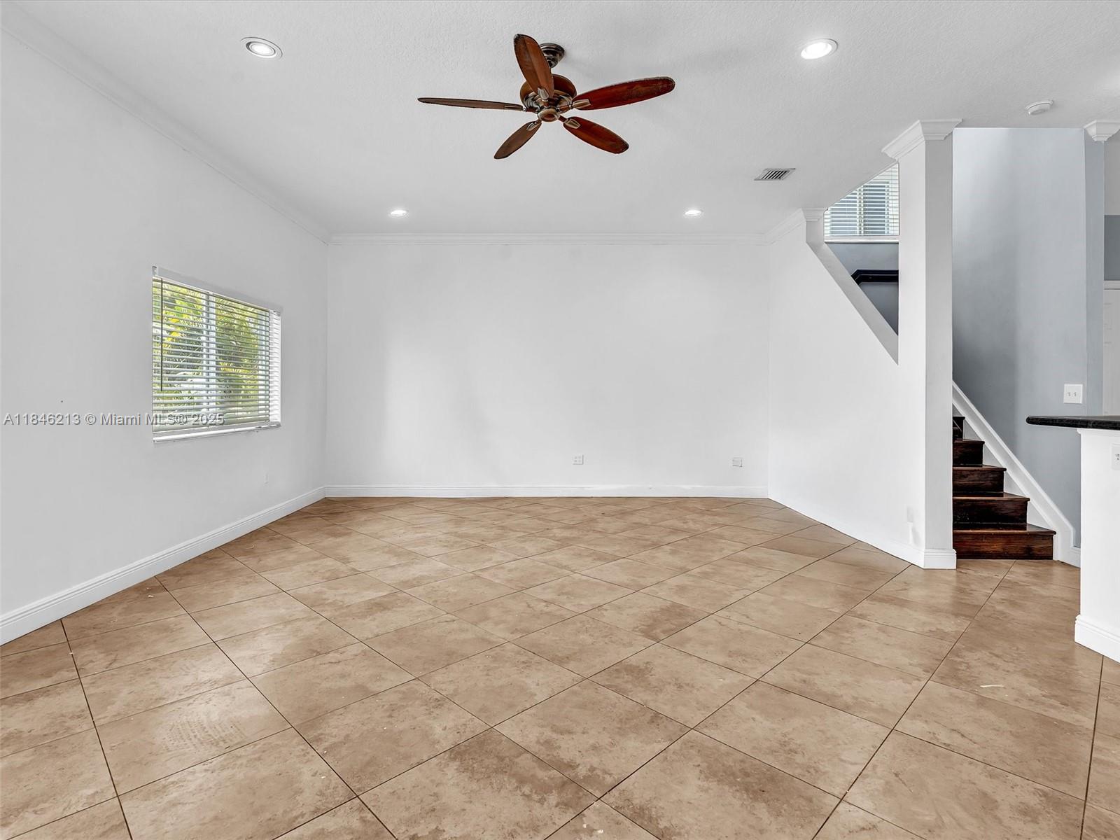 Yacht Club at Treasure Cov - Residential