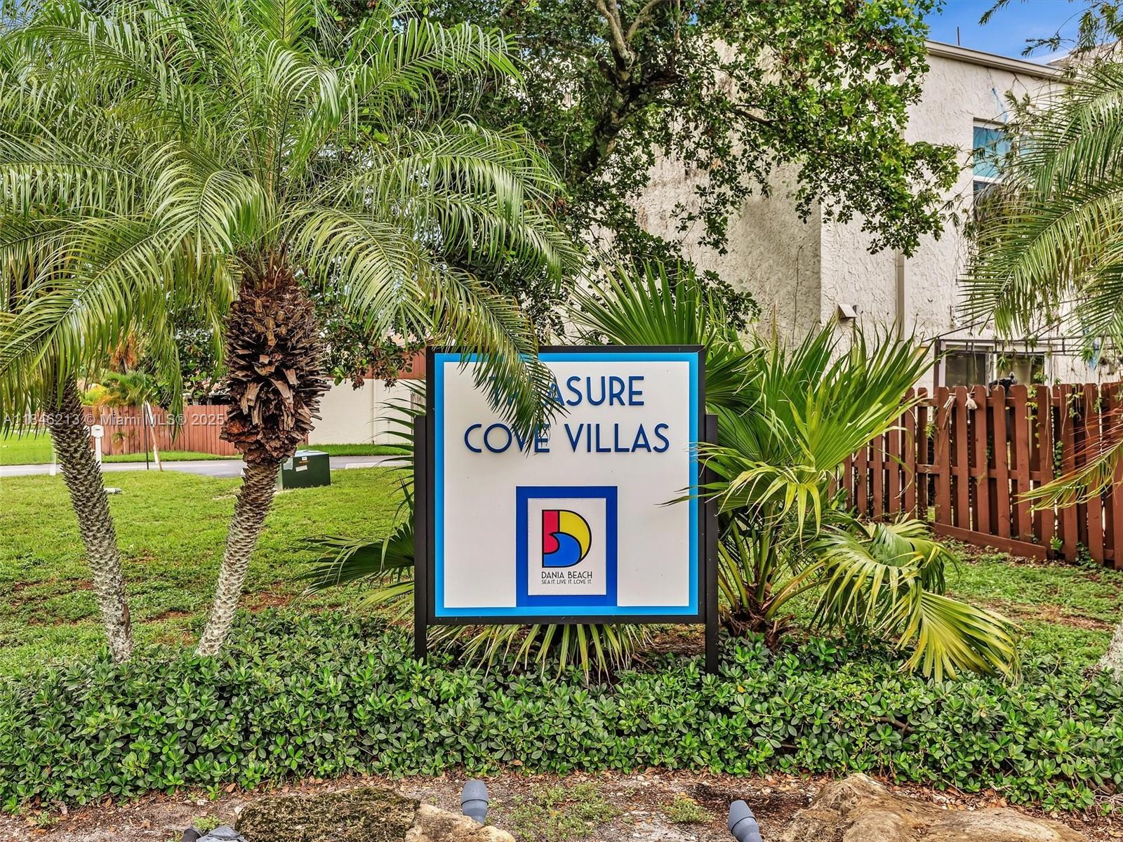 Yacht Club at Treasure Cov - Residential