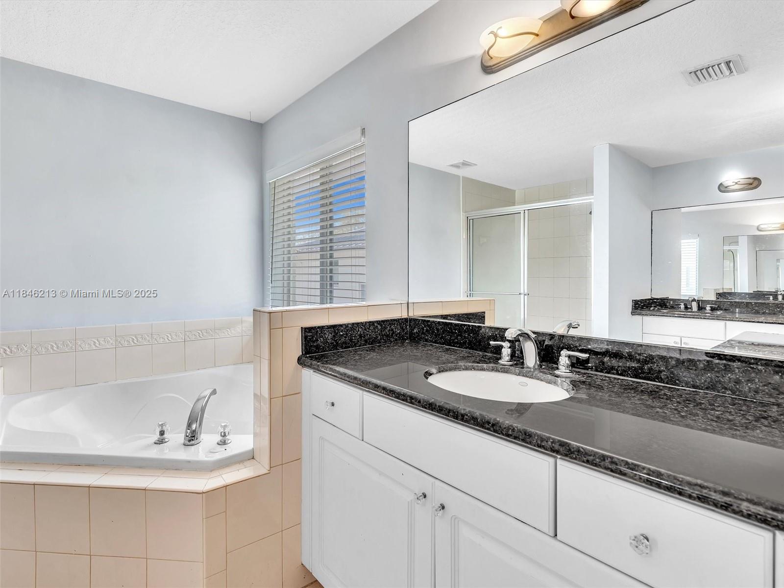 Yacht Club at Treasure Cov - Residential