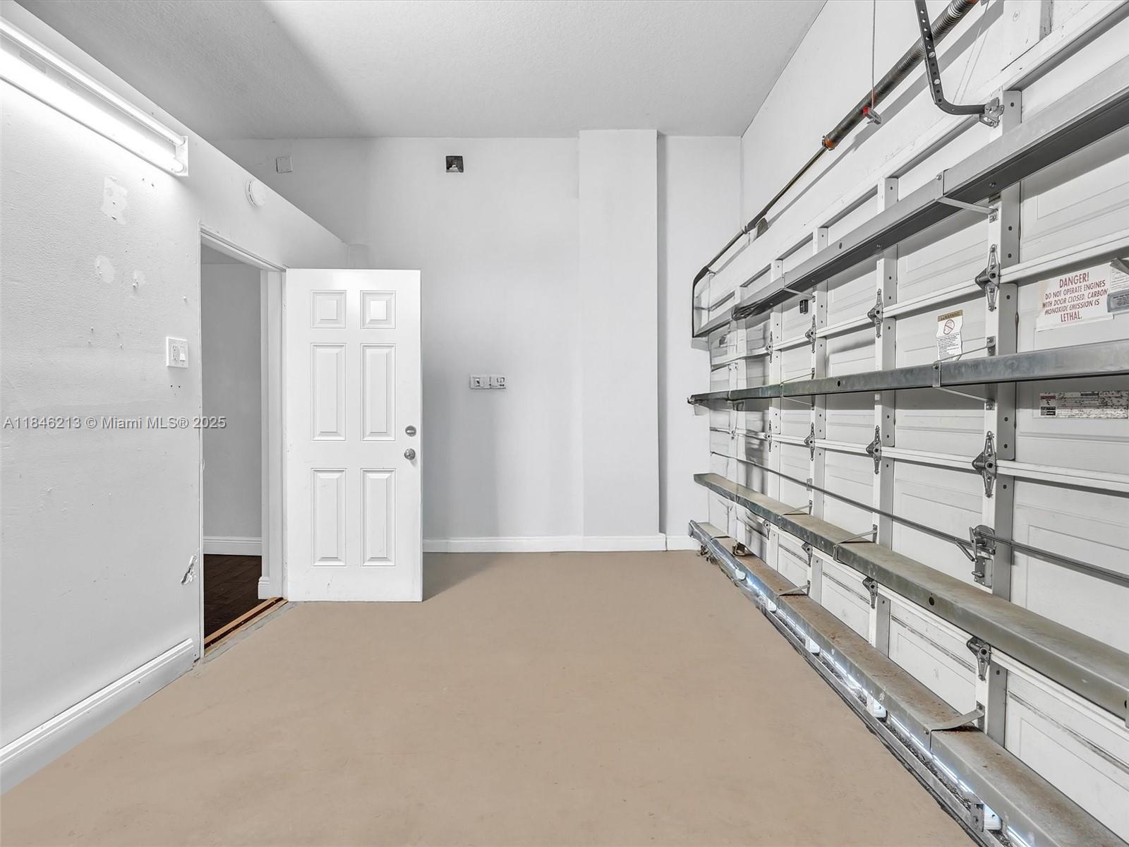 Yacht Club at Treasure Cov - Residential