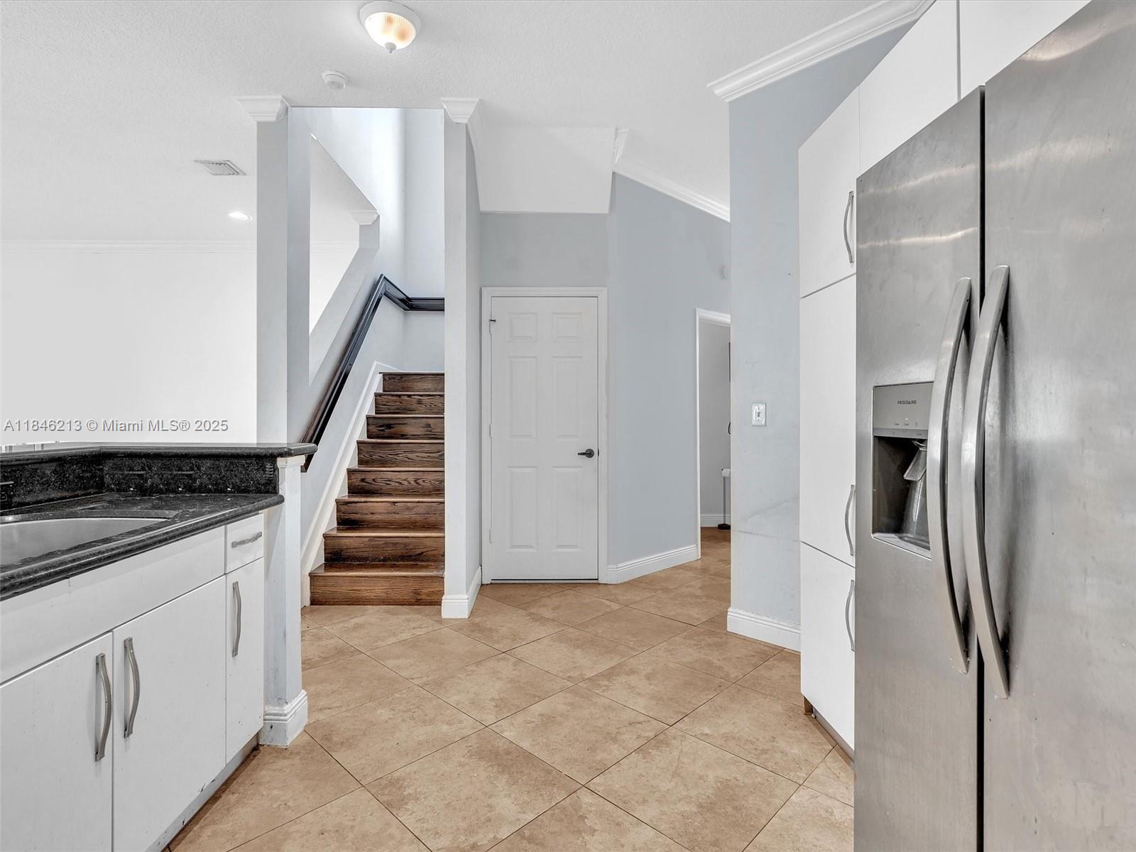 Yacht Club at Treasure Cov - Residential