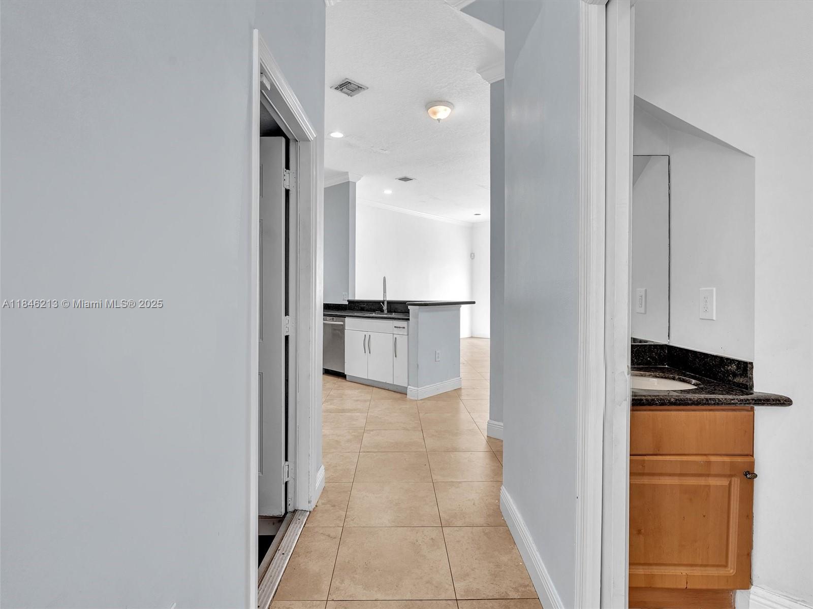 Yacht Club at Treasure Cov - Residential