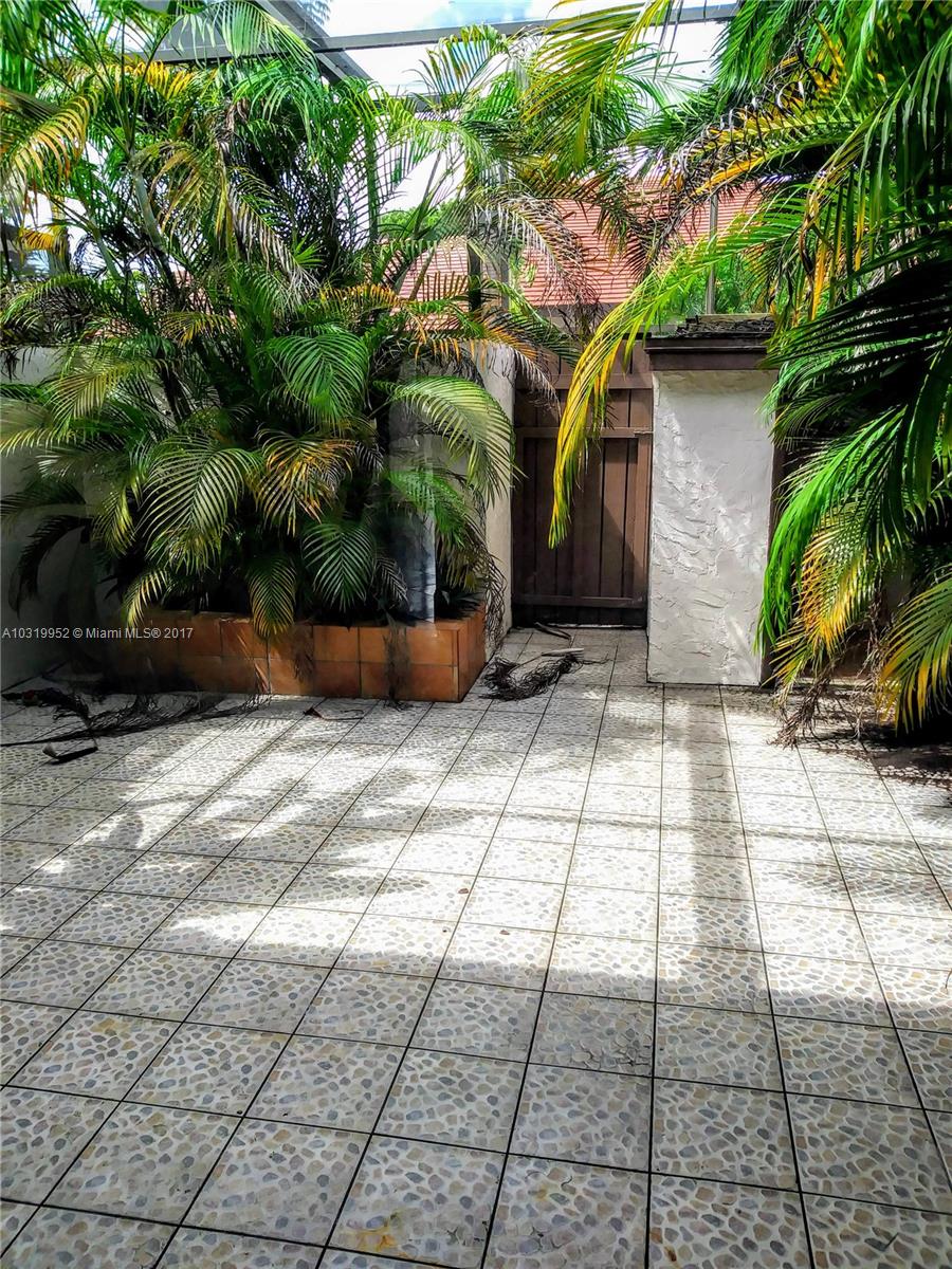 CALUSA POINT - Residential Lease