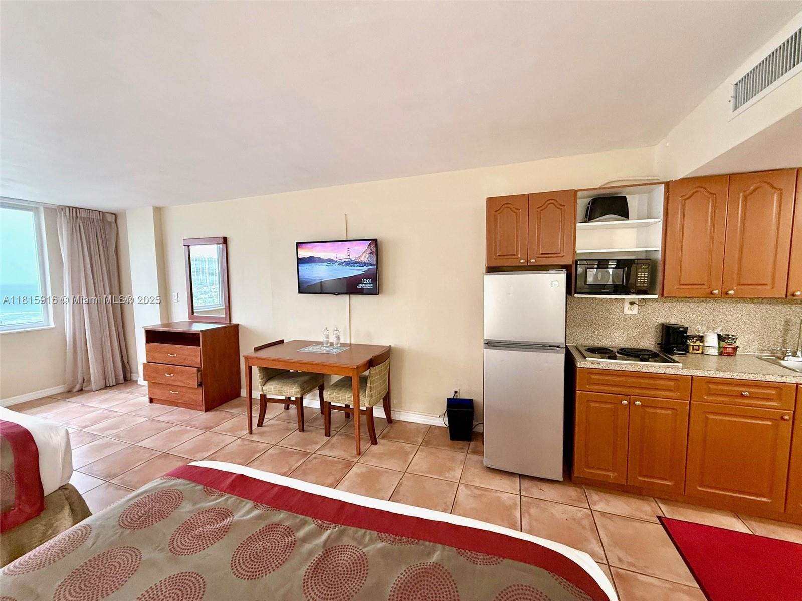 THE AVENTURA BEACH CLUB - Residential