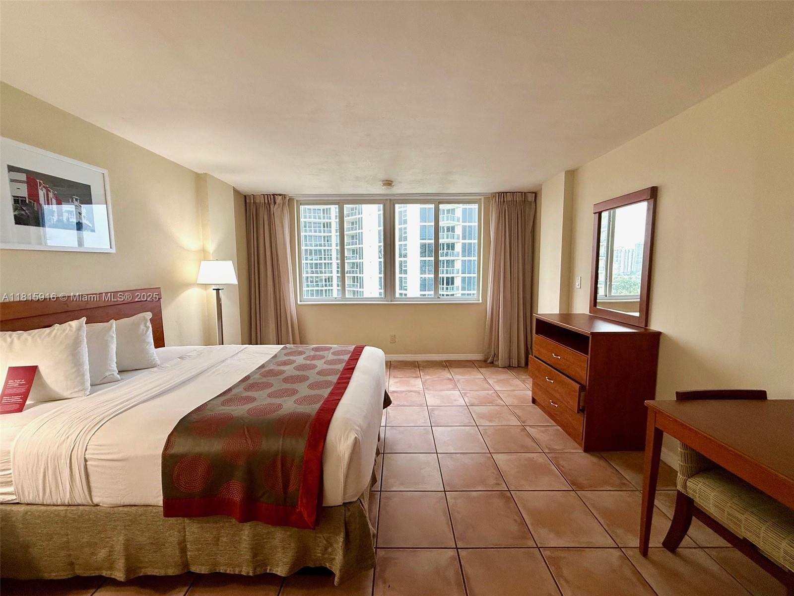 THE AVENTURA BEACH CLUB - Residential