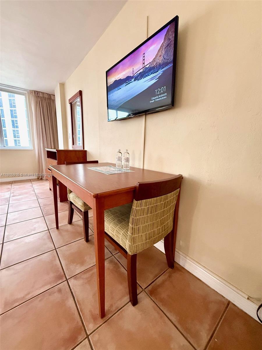 THE AVENTURA BEACH CLUB - Residential