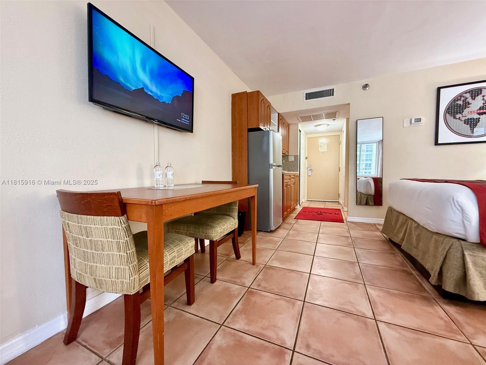 THE AVENTURA BEACH CLUB - Residential