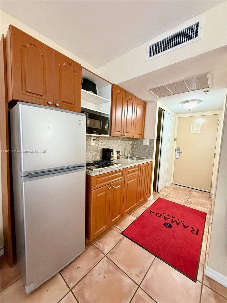 THE AVENTURA BEACH CLUB - Residential