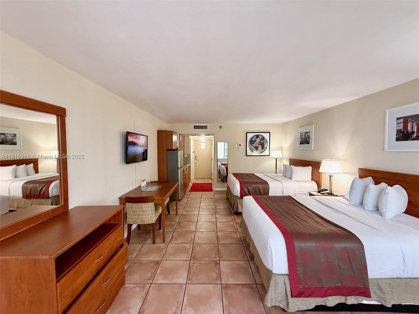 THE AVENTURA BEACH CLUB - Residential