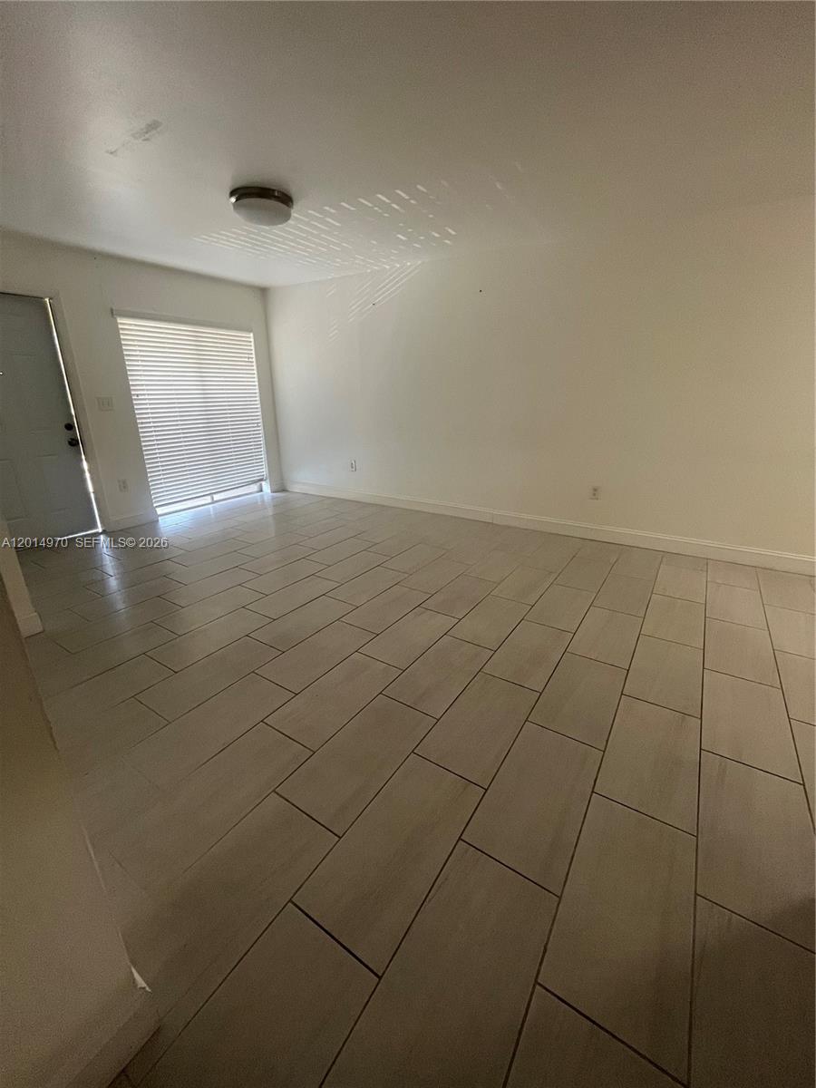 LAKESIDE XI CONDO PH III - Residential Lease