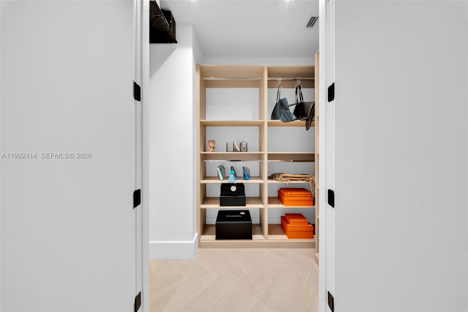 CORAL GABLES COUNTRY CLUB - Residential