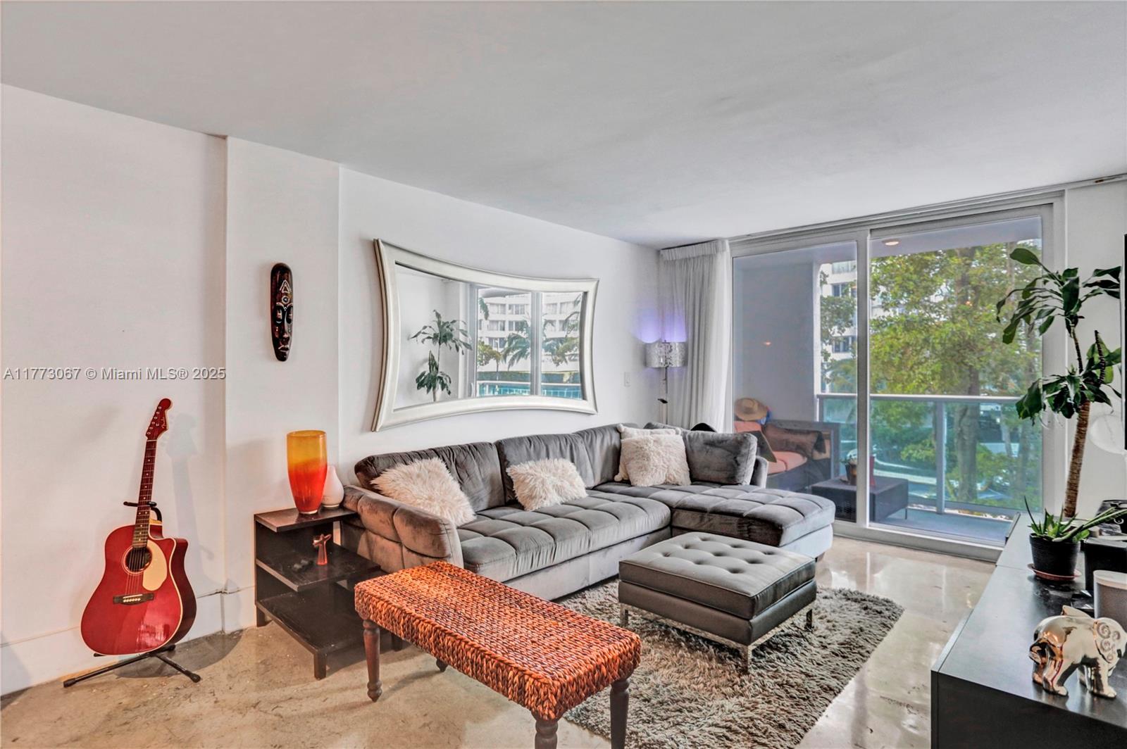 MIRADOR 1035 CONDO - Residential