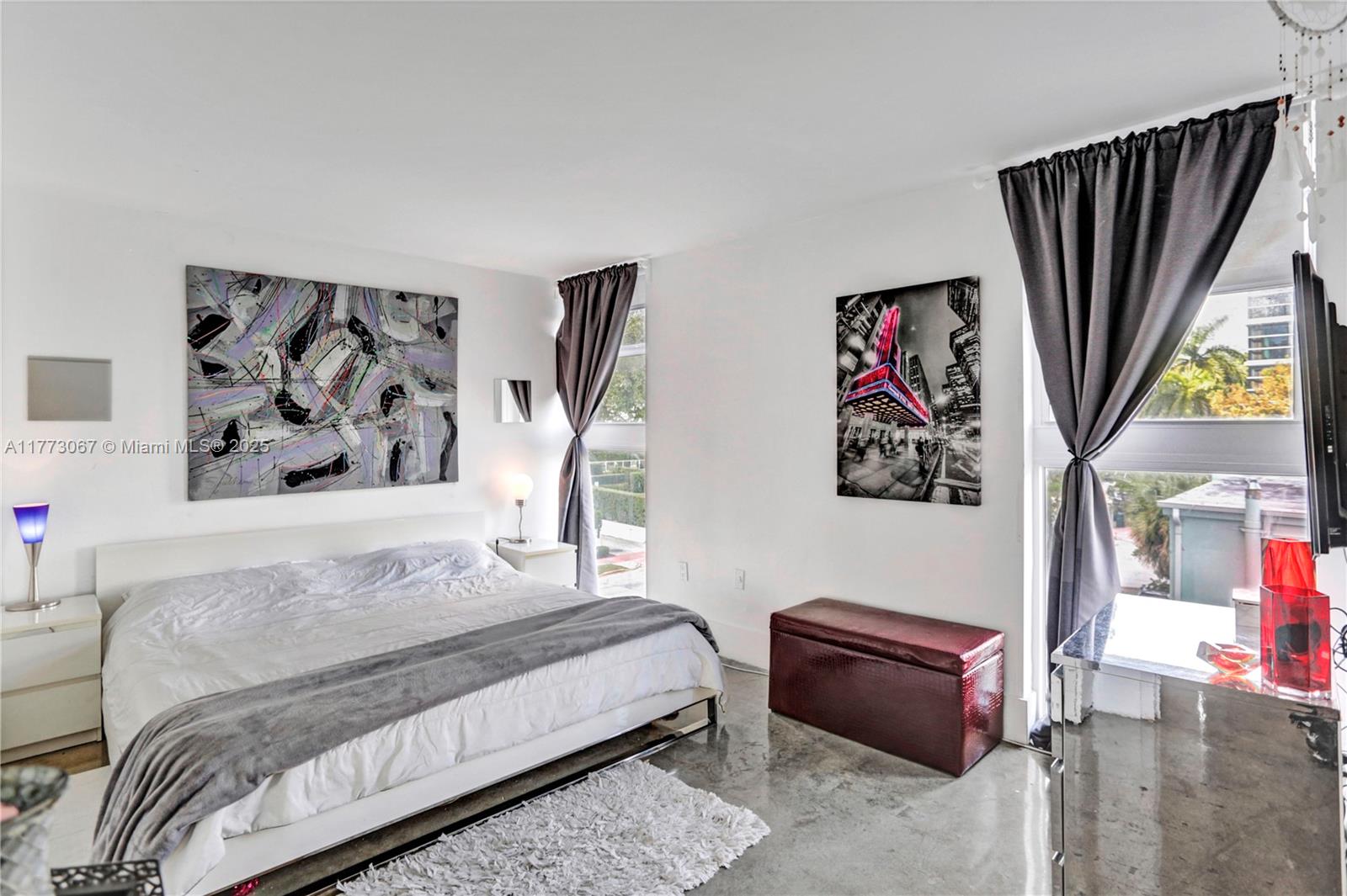 MIRADOR 1035 CONDO - Residential