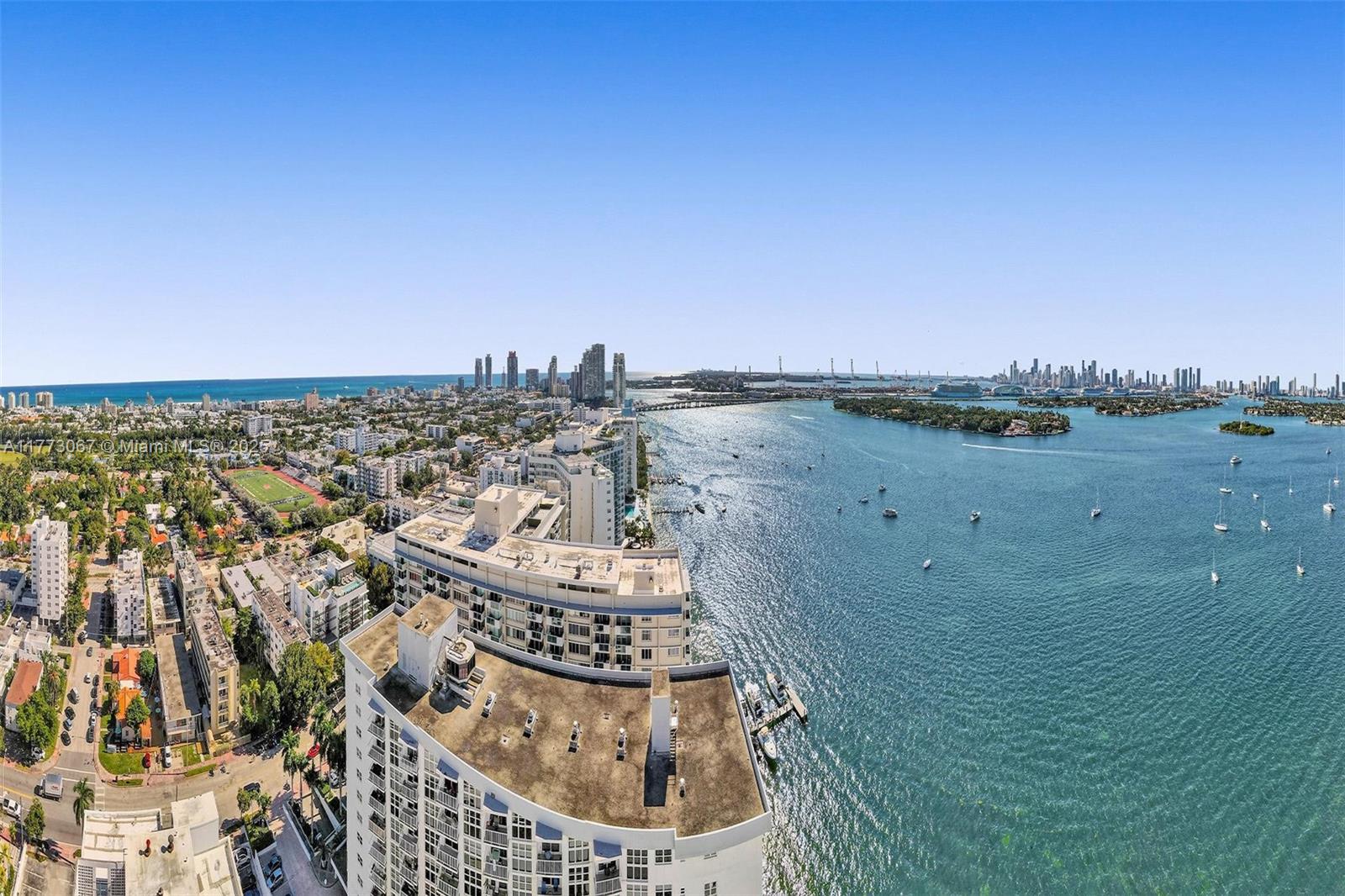 MIRADOR 1035 CONDO - Residential