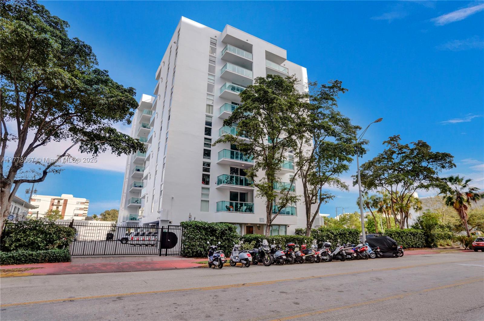 MIRADOR 1035 CONDO - Residential