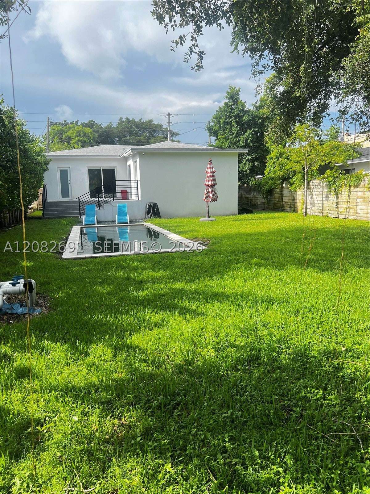 15 NW 52nd St - Image 1
