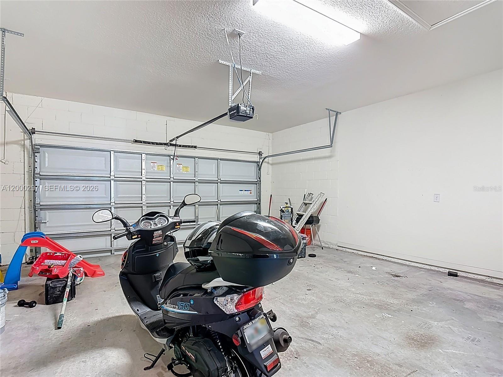 ASTONIA - Residential