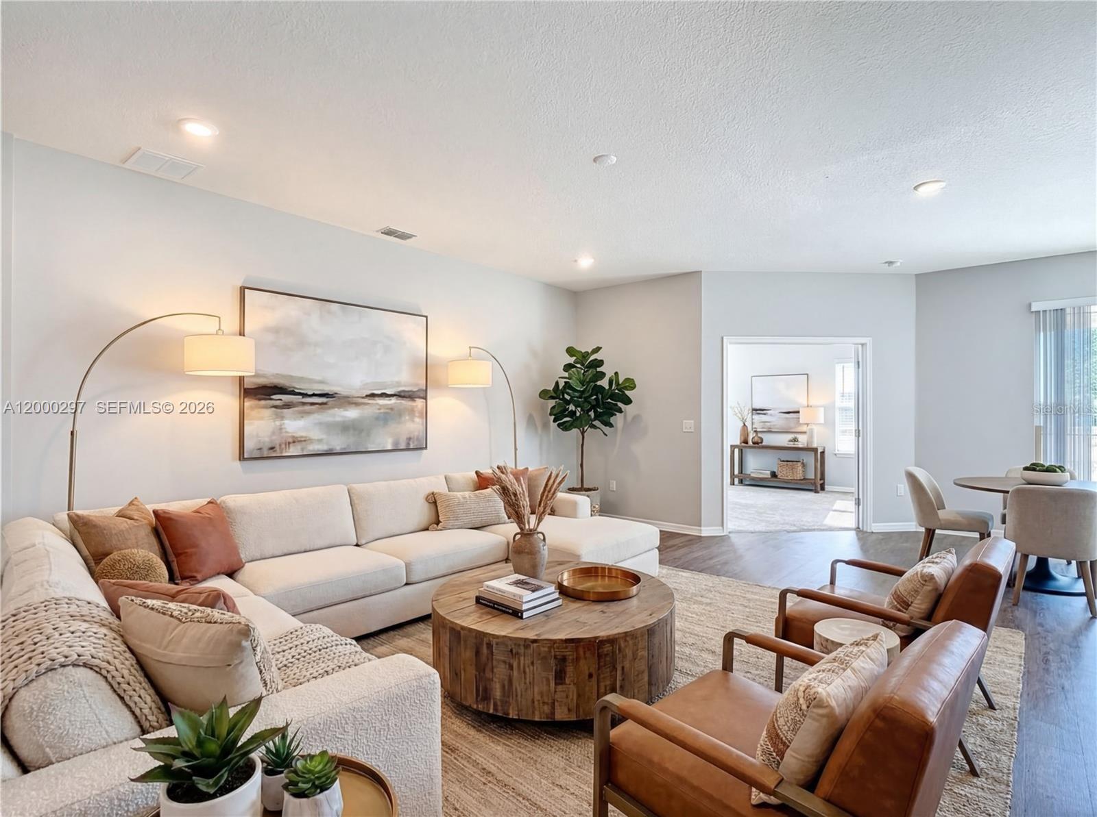 ASTONIA - Residential