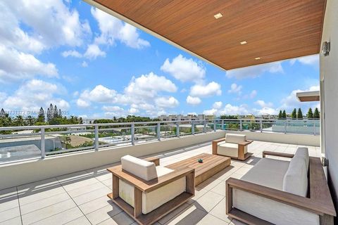 348 Desoto St 348 Hollywood FL 33019
