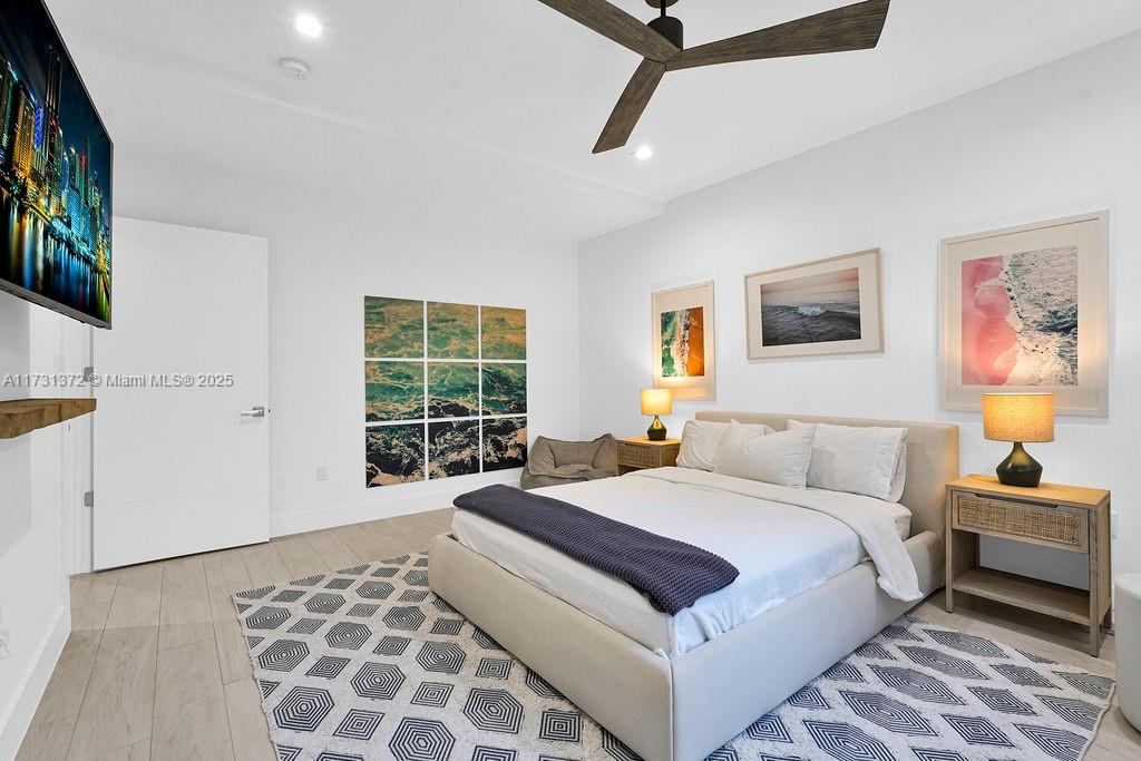 SEASIDE VILLAGE - Residential Lease