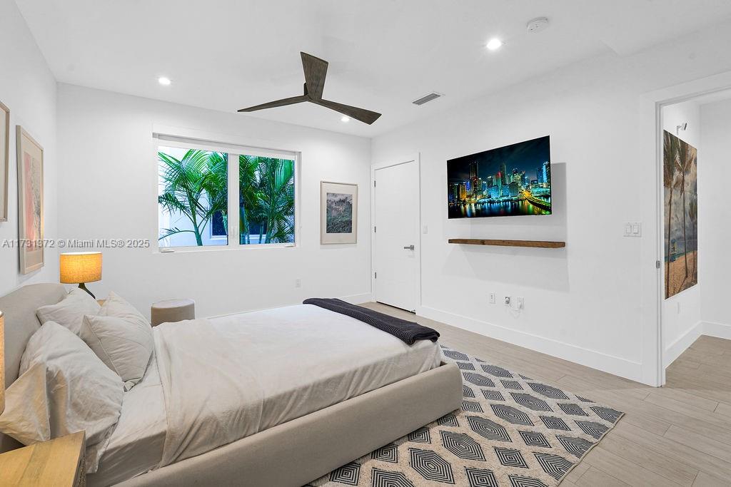 SEASIDE VILLAGE - Residential Lease