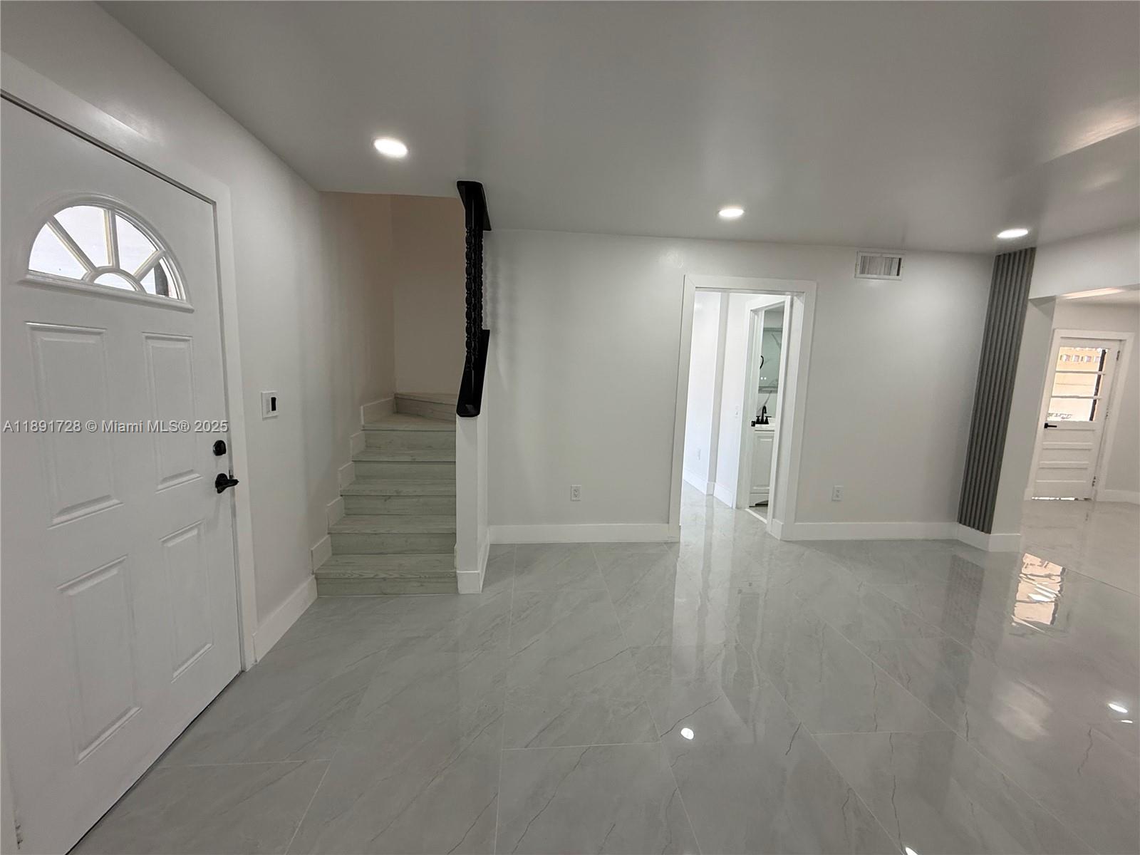 KINGS GARDENS SEC ONE - Residential