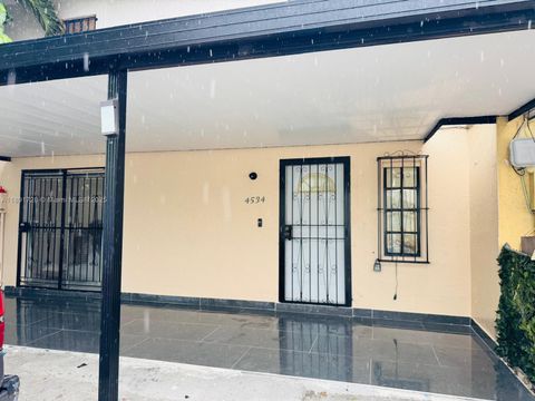 Photo of 4534 NW 195th St, Miami Gardens, FL 33055 (MLS # A11891728) Photo of 4534 NW 195th St, Miami Gardens, FL 33055 (MLS # A11891728)