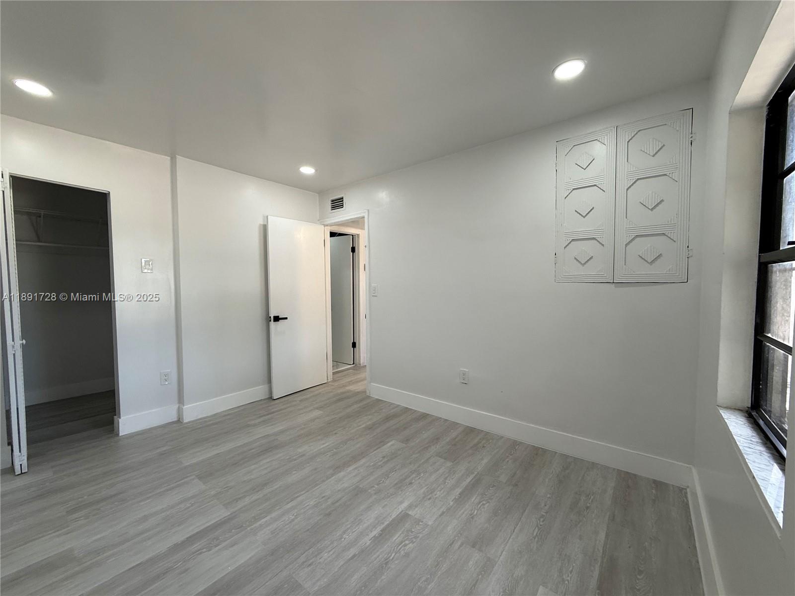 KINGS GARDENS SEC ONE - Residential