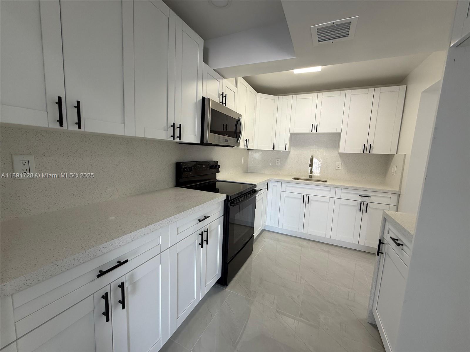 KINGS GARDENS SEC ONE - Residential